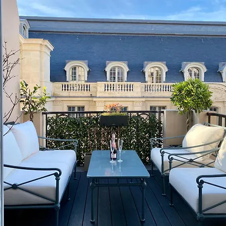 Superb Flat With Terrasse & 24-7 Security In The Heart Of Paris! 아파트